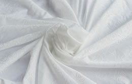 P001